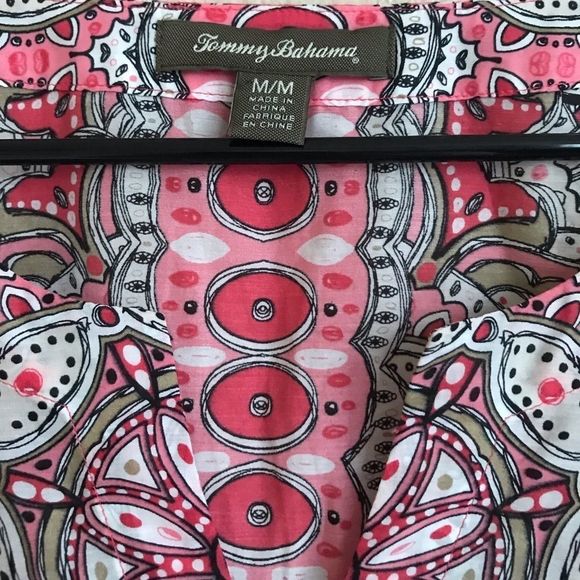 19.Tommy Bahama Aztec design tunic size M - Picture 4 of 4